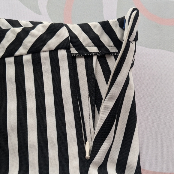 Farm Rio striped shorts - Picture 6 of 6